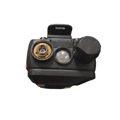 baofeng btech ar 5rm top view showing sma m connector without antenna black textured body single control knob led flashlight