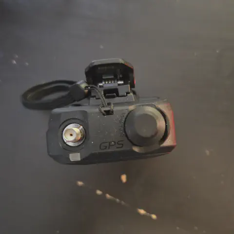 icom id 50 top view showing sma f connector without antenna black textured body single control knob